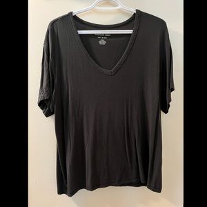 American Eagle Oversized Soft & Sexy V-Neck T-Shirt